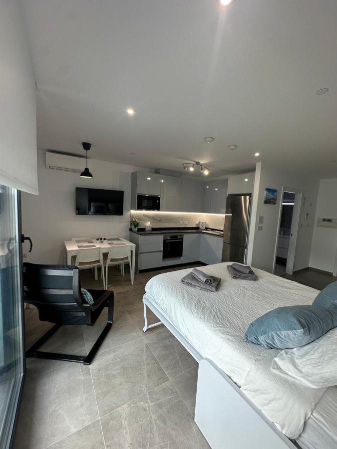 E1 Apartment High Level Sea View Gibraltar Exterior photo